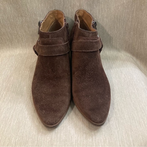 LUCKY BRAND Sz 8 LK-Enitha  Faux Suede Buckle Harness Stacked Heels Booties - Picture 2 of 12